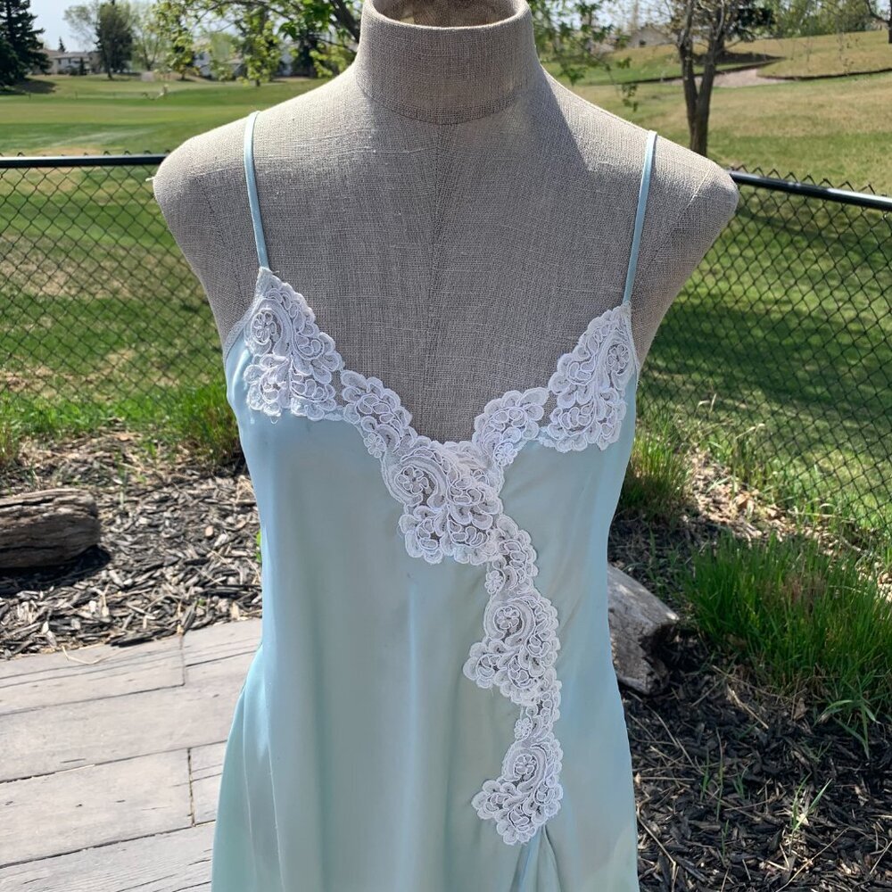 Vintage Y2K Linda Slip Dress Silky Satin Lace Trim Nightie Boho Short Lingerie - Picture 2 of 16